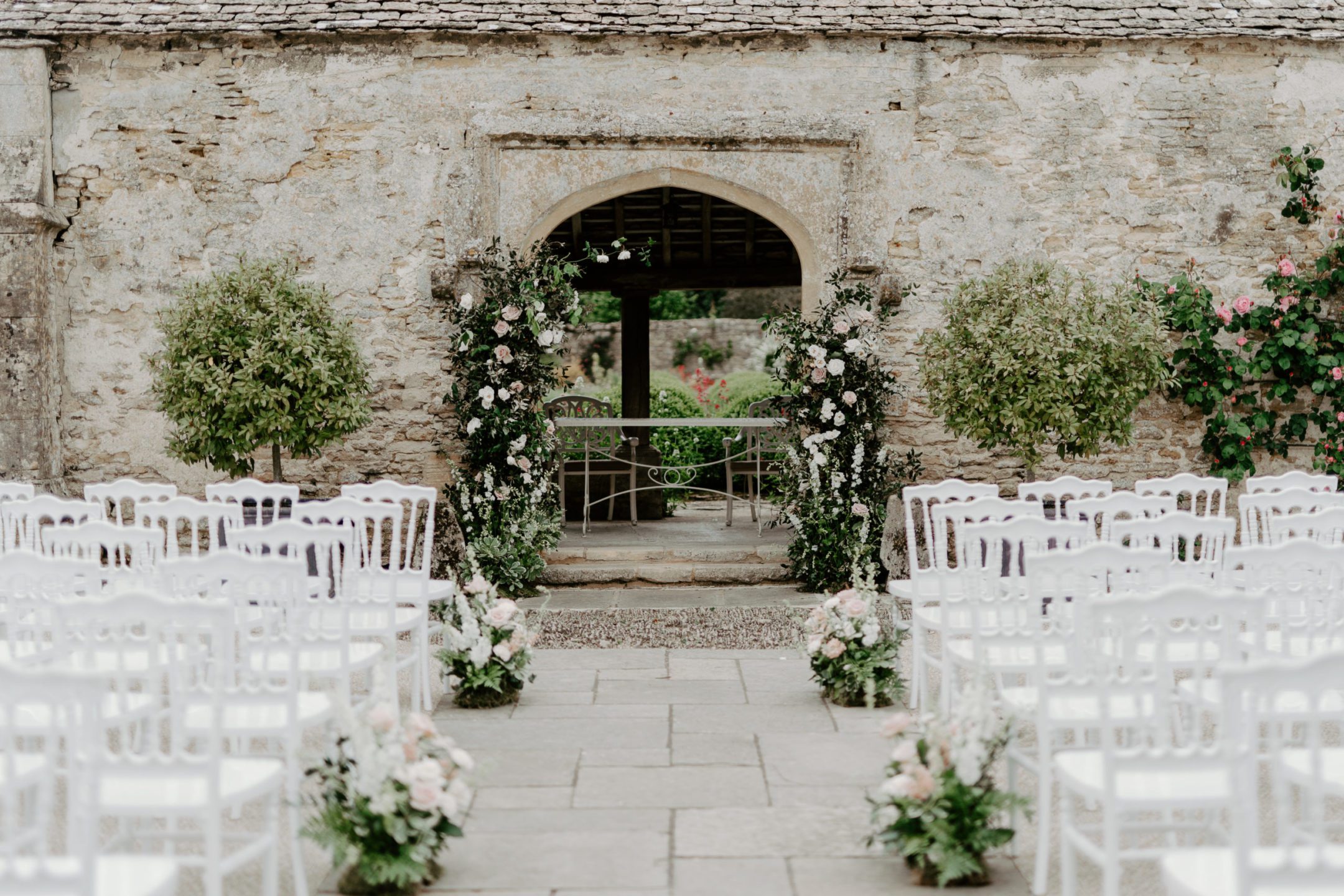 The Experience Caswell House OxfordshireBased Wedding Venue